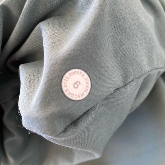 ❤️ Lululemon On the Fly Jogger 28" *Luxtreme Green Size 6 NWOT - Picture 6 of 8